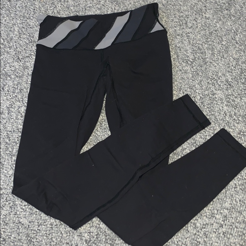 Lululemon wunder under